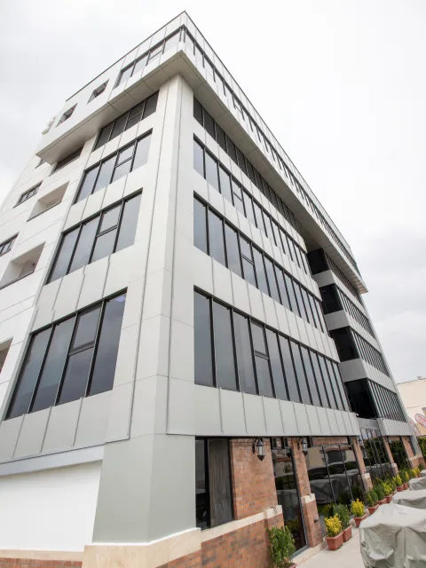 اجرای نمای شهر آسانسور ایران