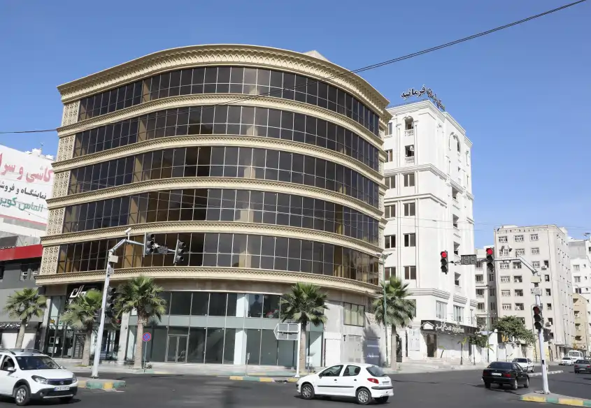 نمای ساختمان تجاری اداری شمس 03