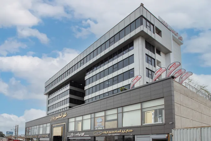 ساختمان شهر آسانسور یاران 10