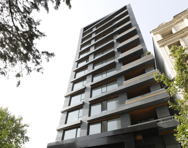 نمای ساختمان هوم الونت 15