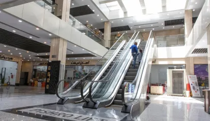 نمای داخلی مرکز آسانسور ایران