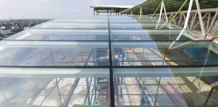 ساختمان تجاری تفریحی سان سنتر