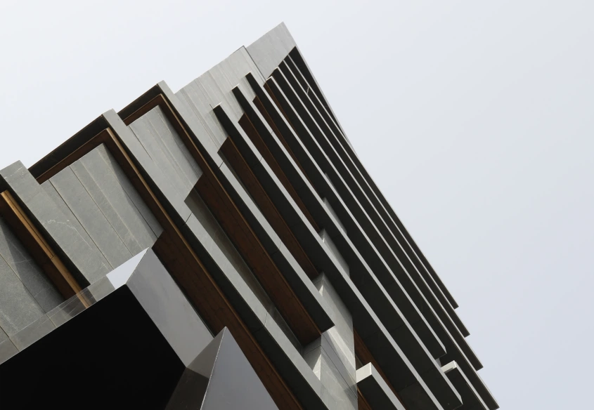 اجرای نمای سنگ خشک ساختمان هوم الونت توسط شرکت آلومینیوم نما