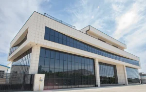 نمای کرتین وال فیس کپ